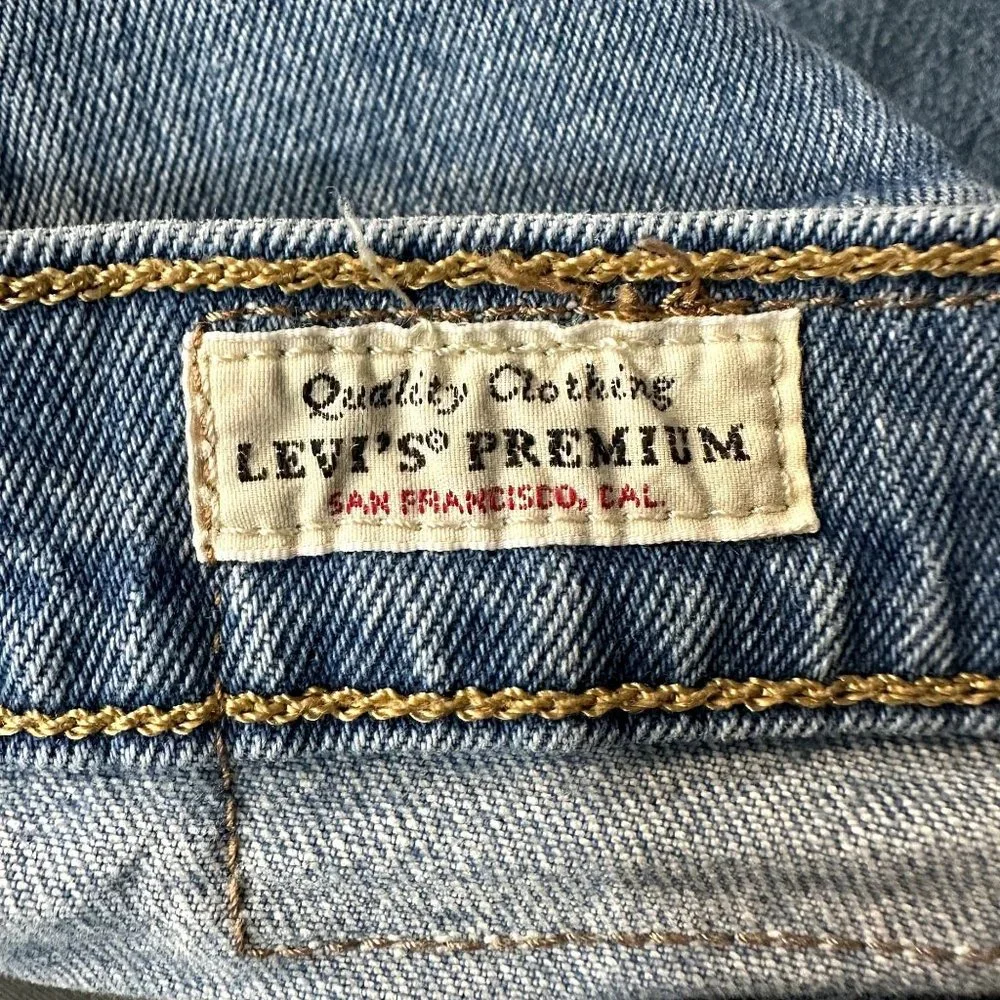 Levi's 501 Premium Skinny Medium Wash Distressed Jeans - Picture 11 of 14